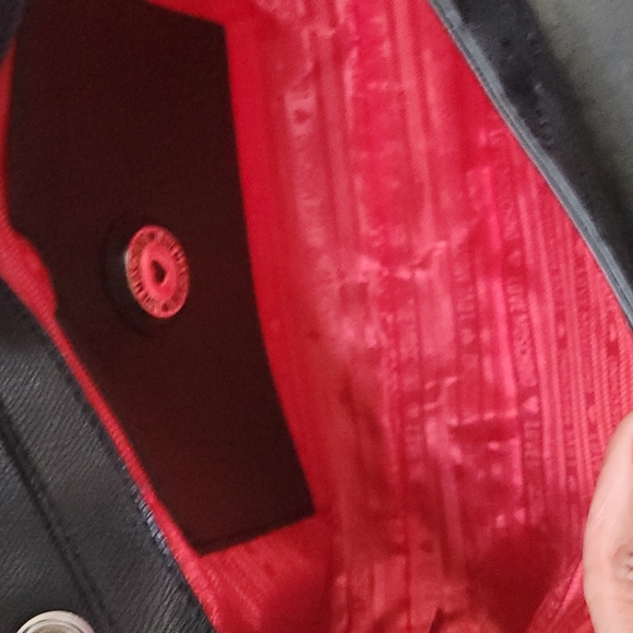 💕❌️SOLD❌️NEW LOVE MOSCHINO HANDBAG💕 - Picture 7 of 11